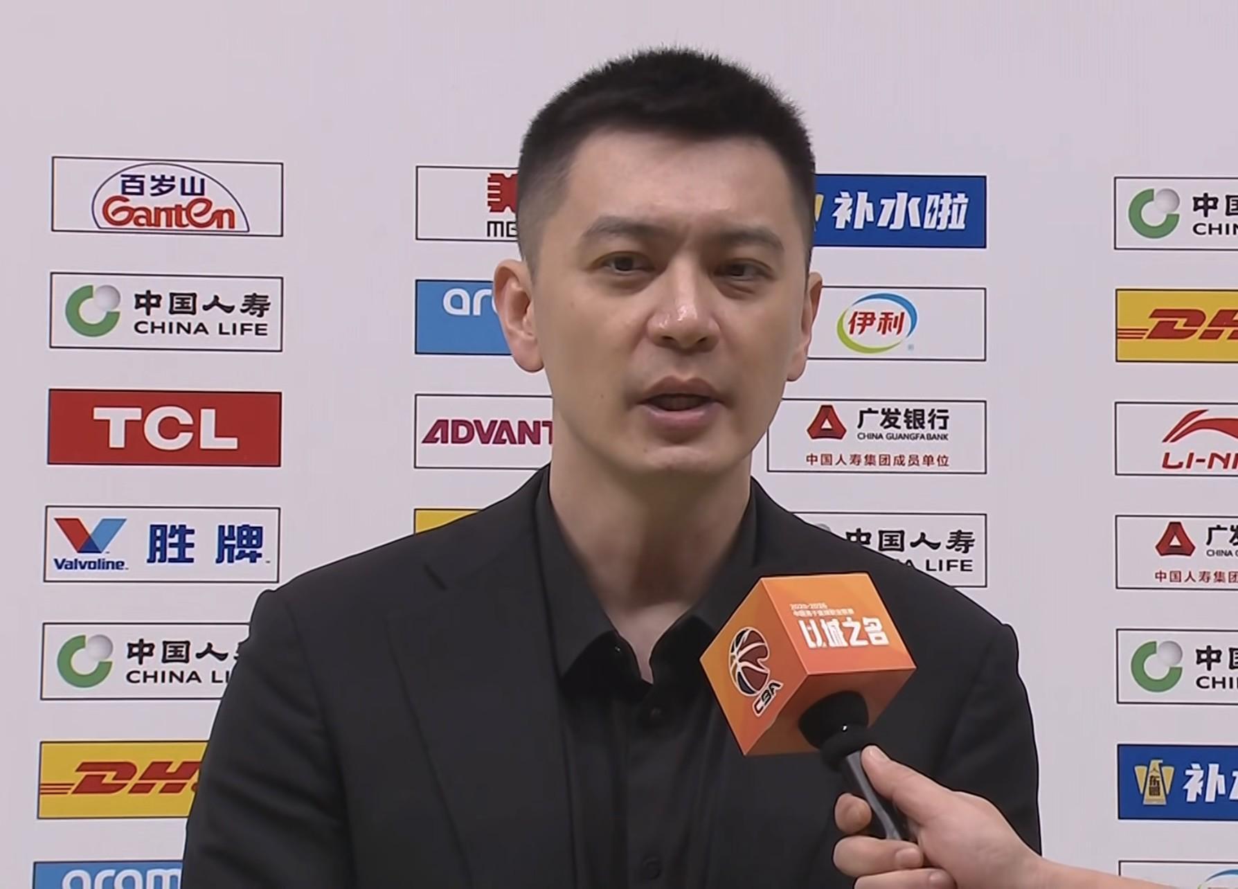 leyu-杨鸣：赵继伟最后稳定了军心；辽篮方方面面都有问题先顶过困难期
