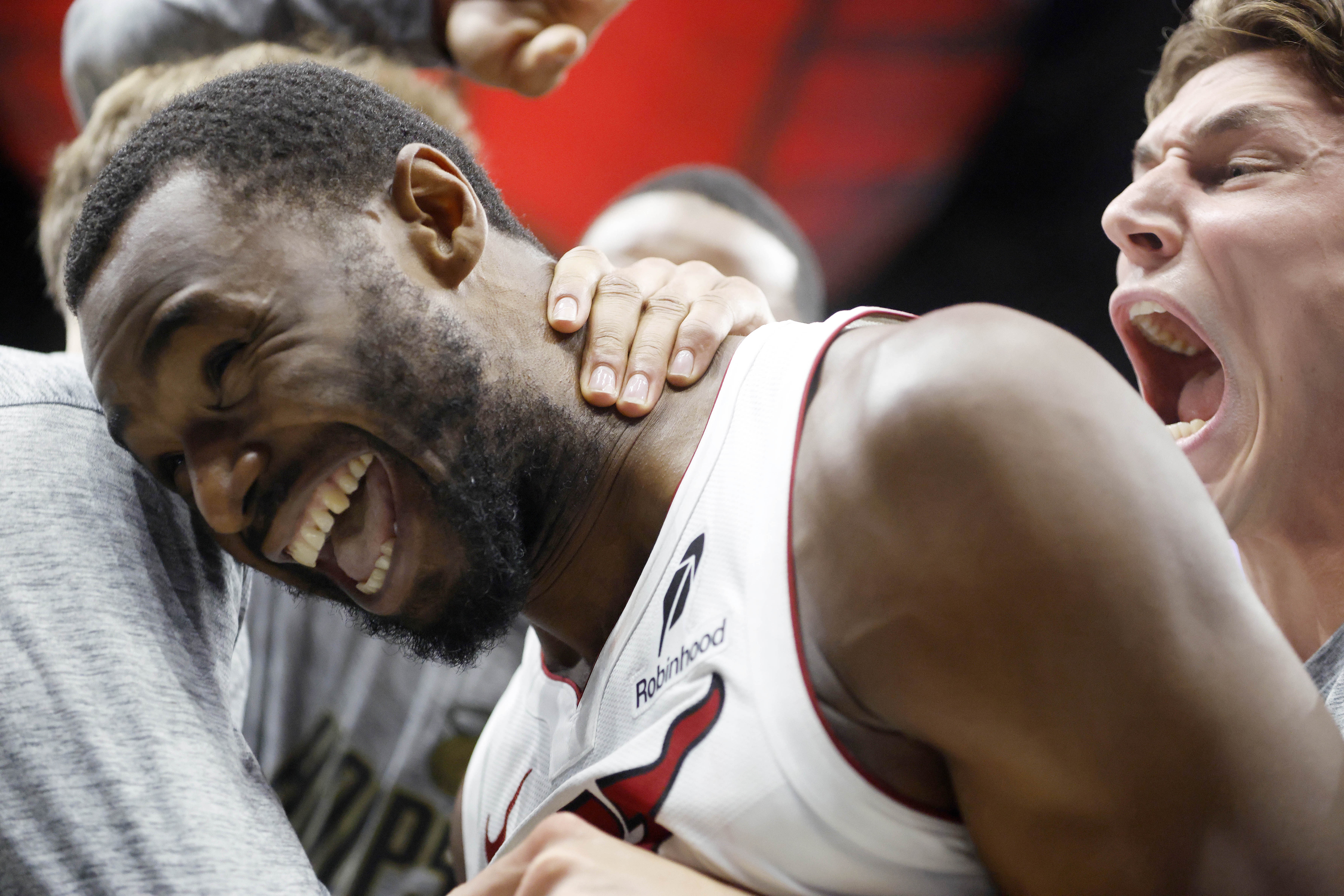 leyu官网-数学家回金州！维金斯战勇士上半场18分 下半场0分