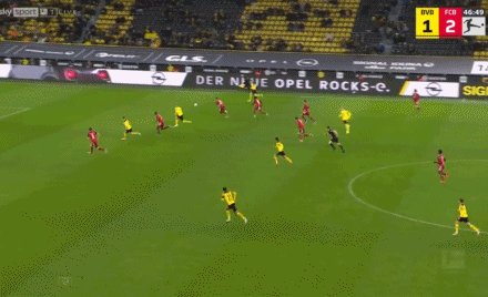 1638647314250076585.gif leyu官方入口-【德甲】胡梅尔斯送礼 莱万双响 拜仁客场3比2多特