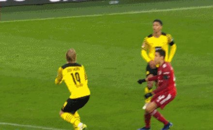 1638659231218010669.gif leyu官方入口-【德甲】胡梅尔斯送礼 莱万双响 拜仁客场3比2多特