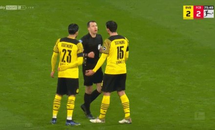 1638658361321050366.gif leyu官方入口-【德甲】胡梅尔斯送礼 莱万双响 拜仁客场3比2多特